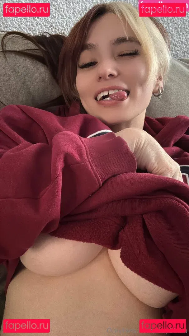 HeyShika Onlyfans Photo Gallery 