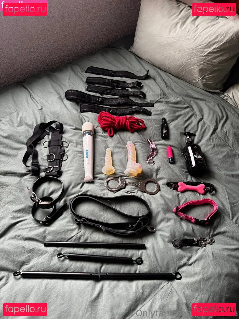 HeyShika Onlyfans Photo Gallery 