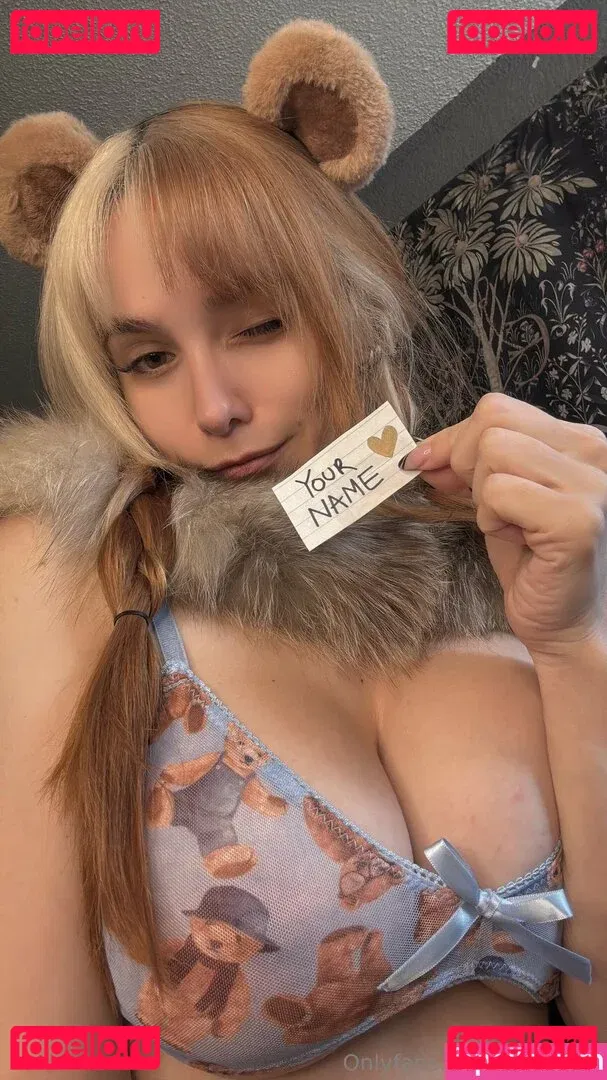 HeyShika Onlyfans Photo Gallery 