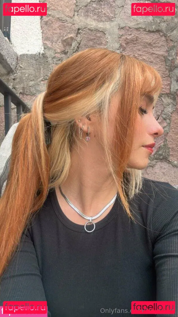 HeyShika Onlyfans Photo Gallery 