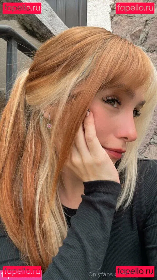 HeyShika Onlyfans Photo Gallery 