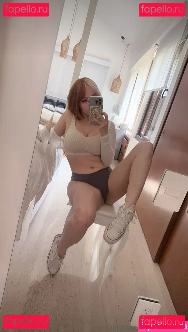 HeyShika Onlyfans Photo Gallery 