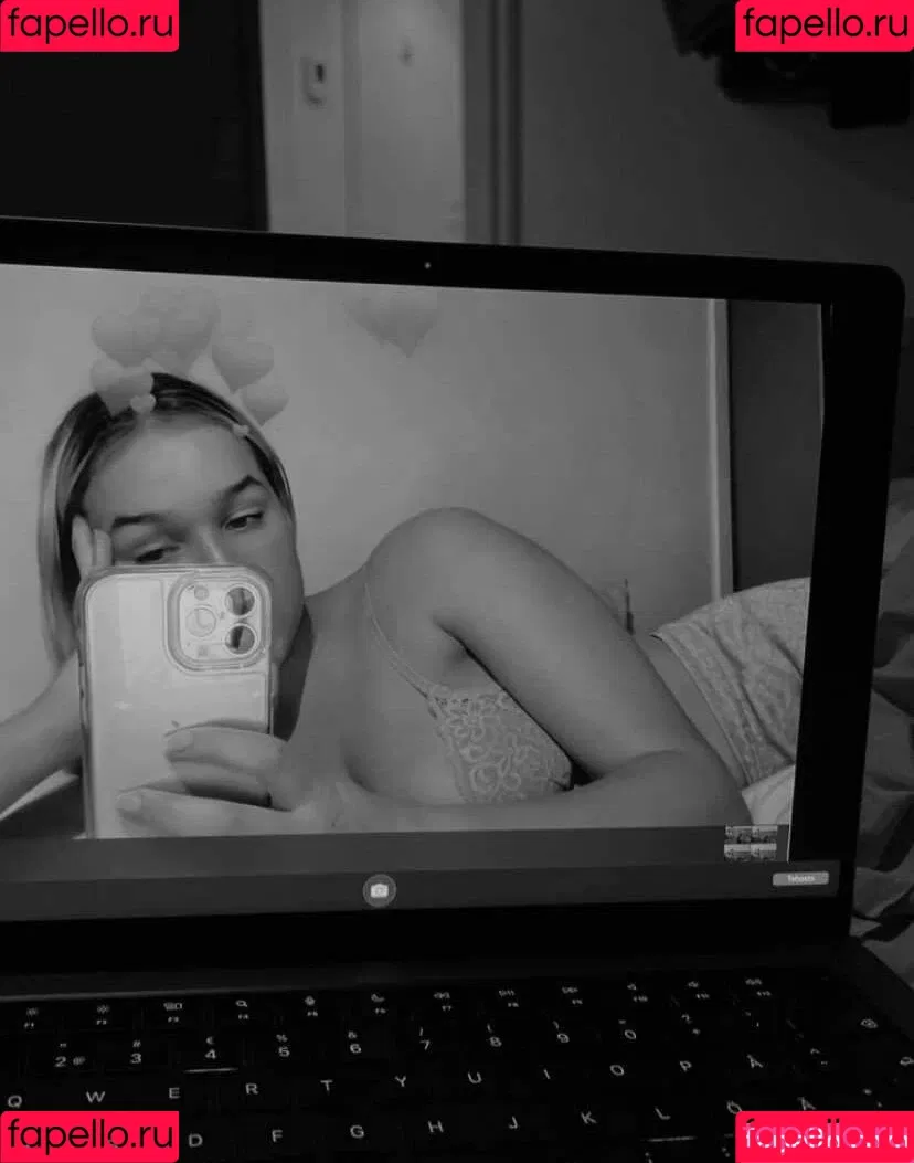 Elina Onlyfans Photo Gallery 