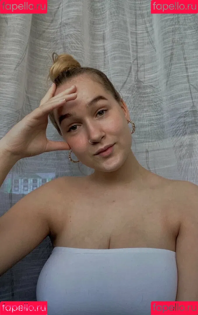 Elina Onlyfans Photo Gallery 