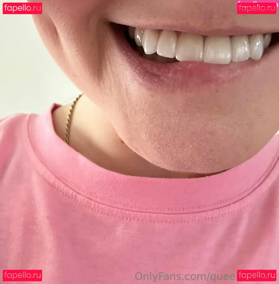 Queensass25 Onlyfans Photo Gallery 