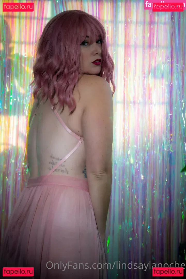 Lindsay Geektron Onlyfans Photo Gallery 