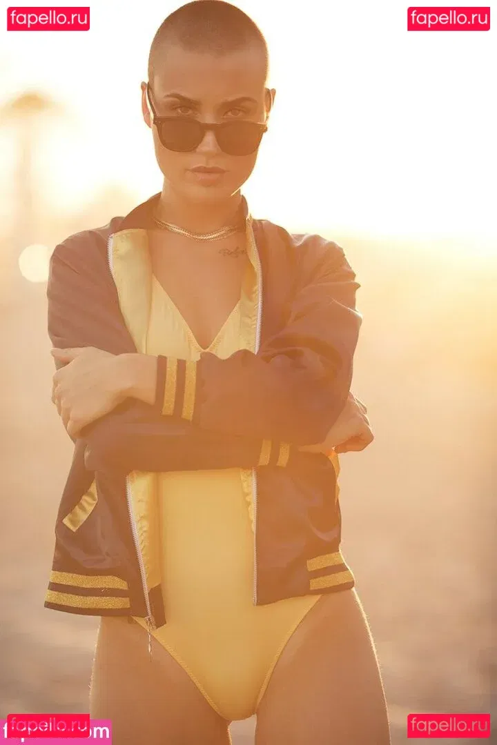 Vendela Lindblom Onlyfans Photo Gallery 