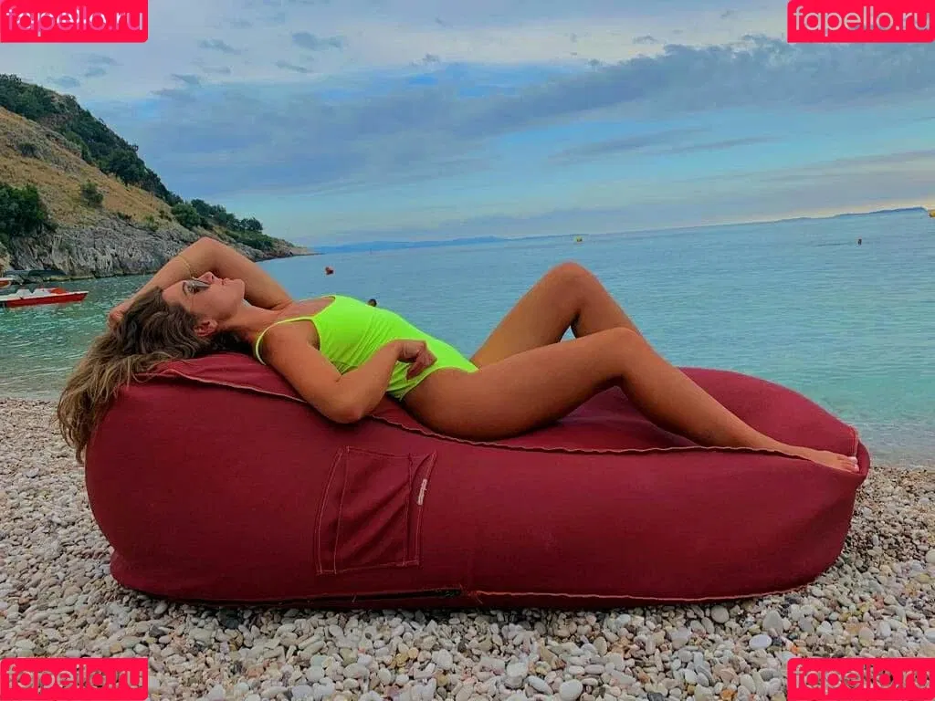 Klodiana Malluta Onlyfans Photo Gallery 