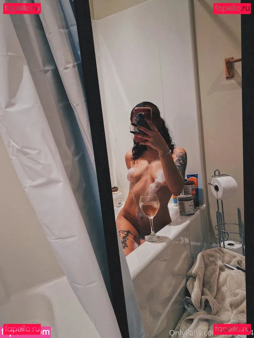 vrose444 Onlyfans Photo Gallery 