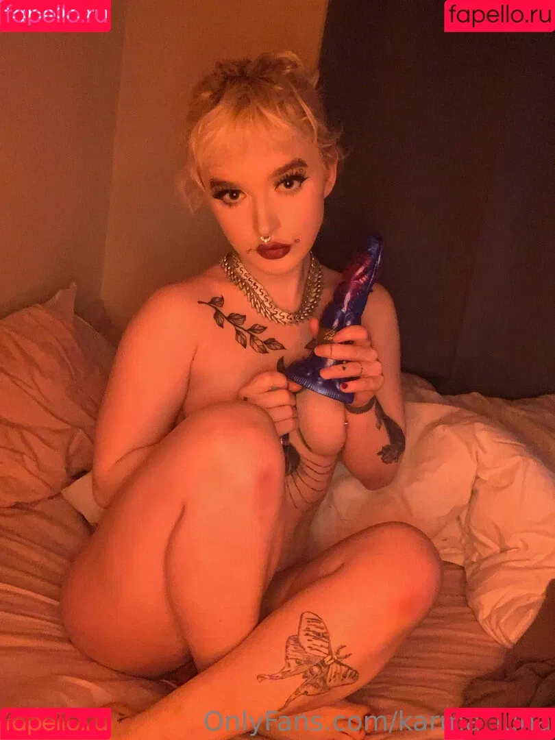 karma_luna Onlyfans Photo Gallery 