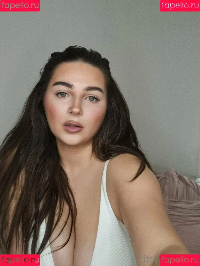 freetittygoddess Onlyfans Photo Gallery 