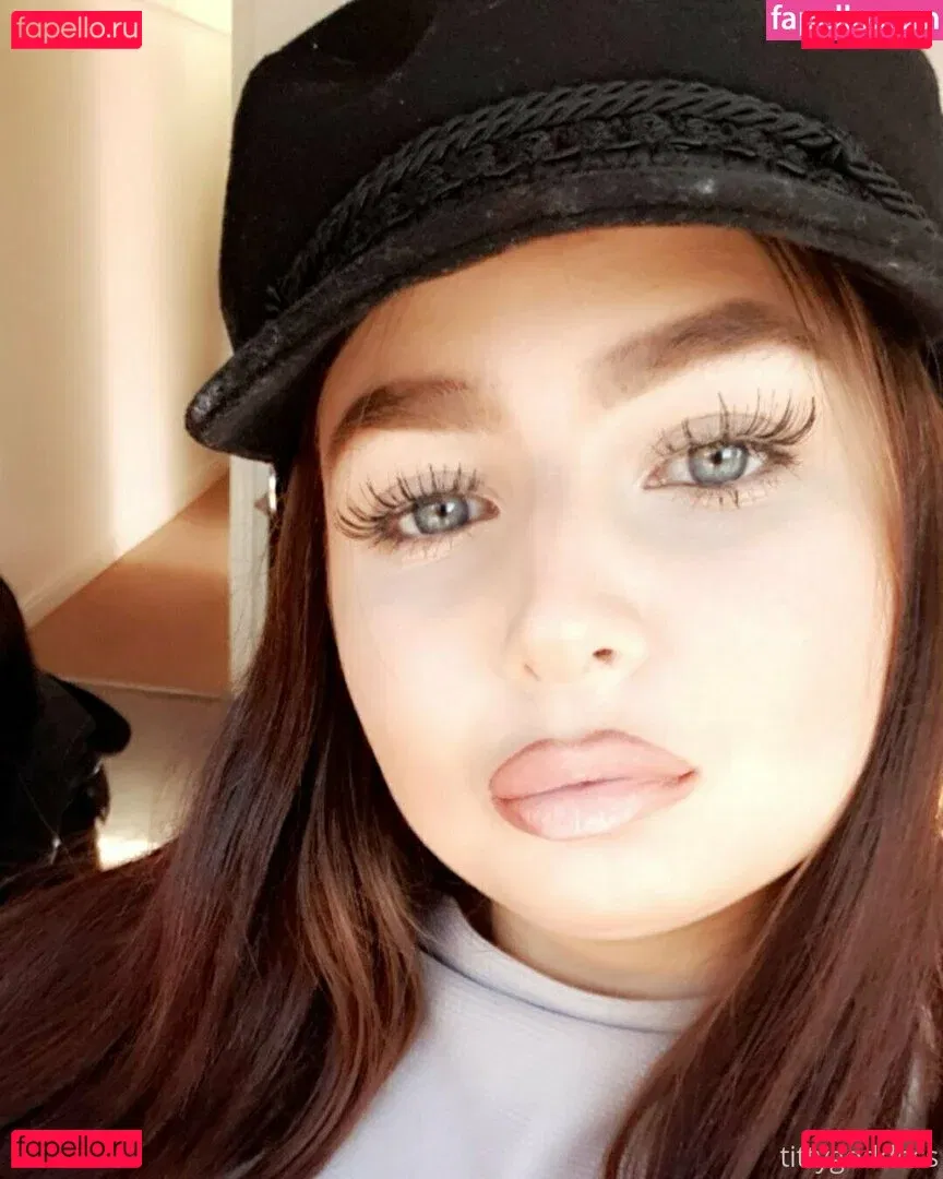 freetittygoddess Onlyfans Photo Gallery 