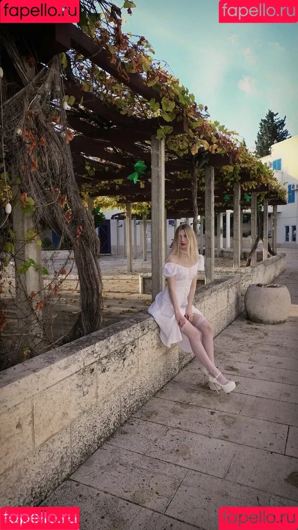 ASMR Onuri Onlyfans Photo Gallery 