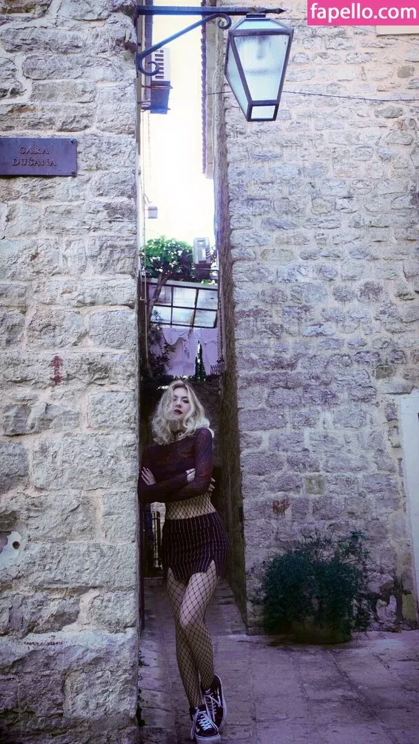 ASMR Onuri Onlyfans Photo Gallery 