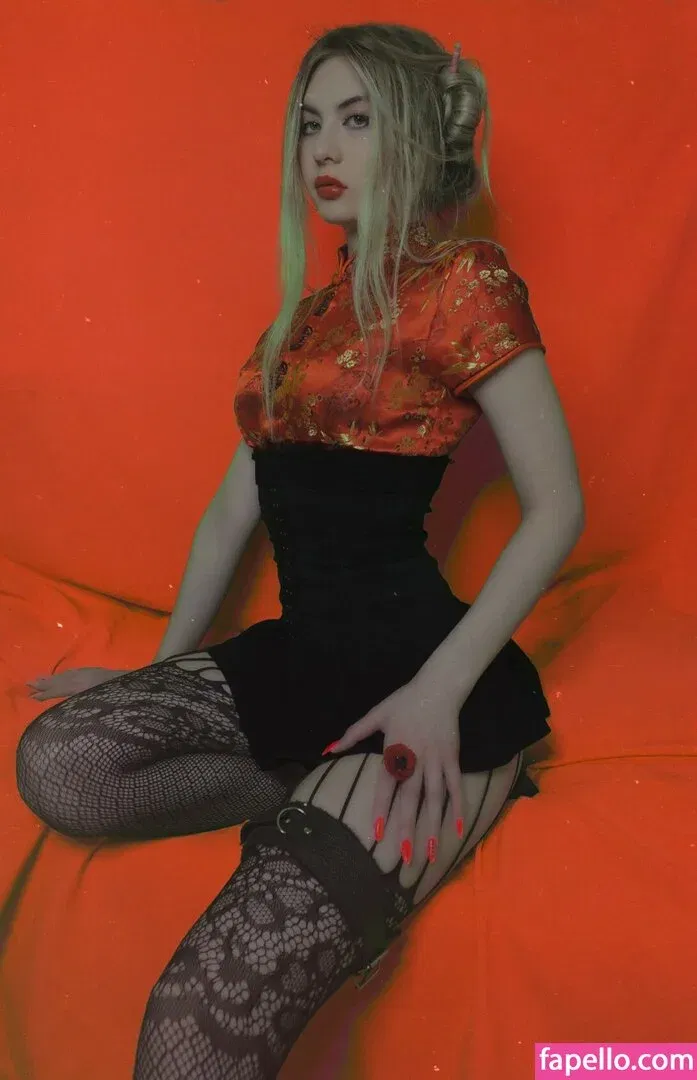 ASMR Onuri Onlyfans Photo Gallery 