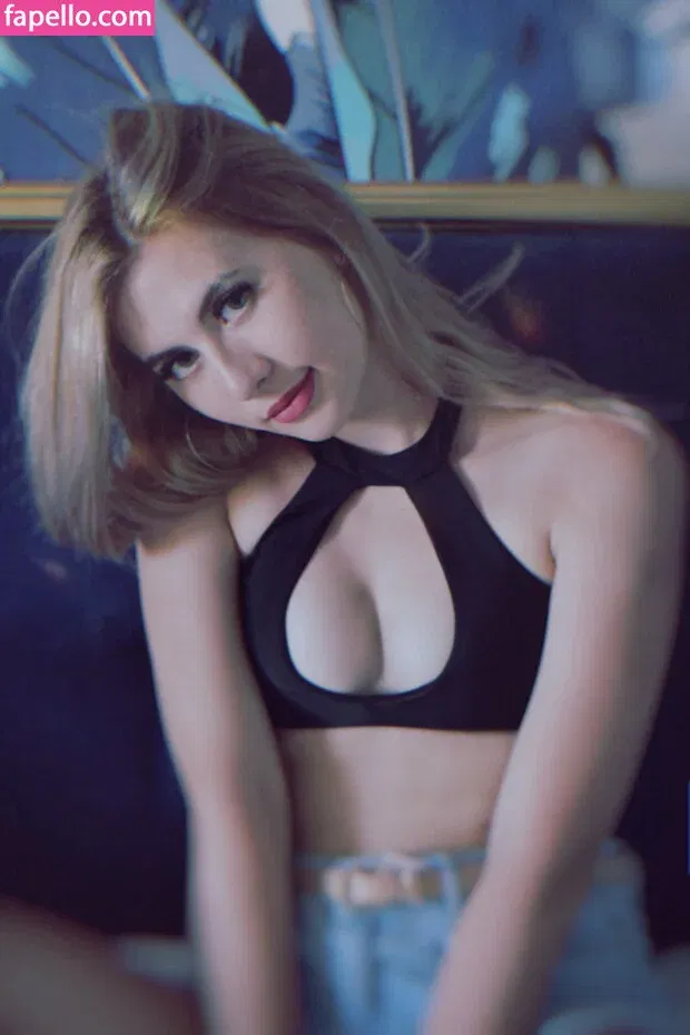 ASMR Onuri Onlyfans Photo Gallery 