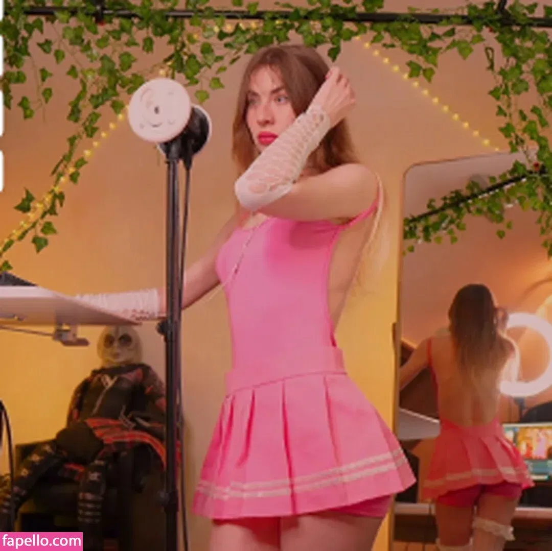 ASMR Onuri Onlyfans Photo Gallery 