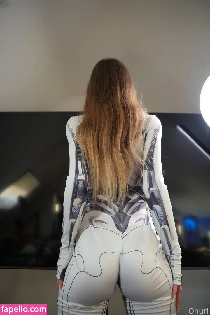 ASMR Onuri Onlyfans Photo Gallery 