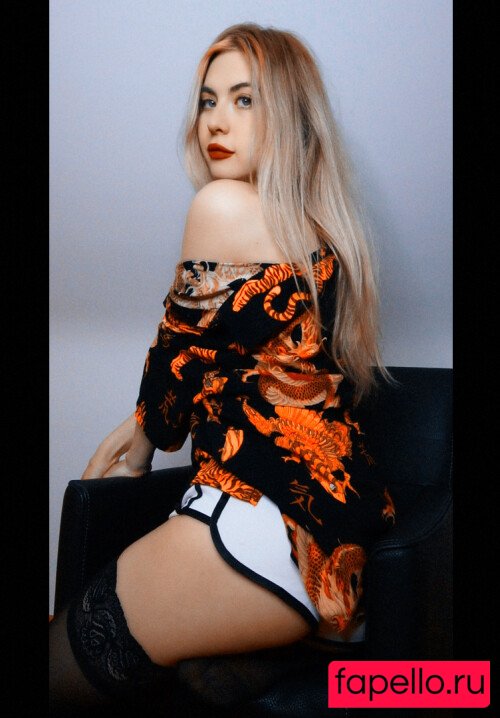 ASMR Onuri Onlyfans Photo Gallery 