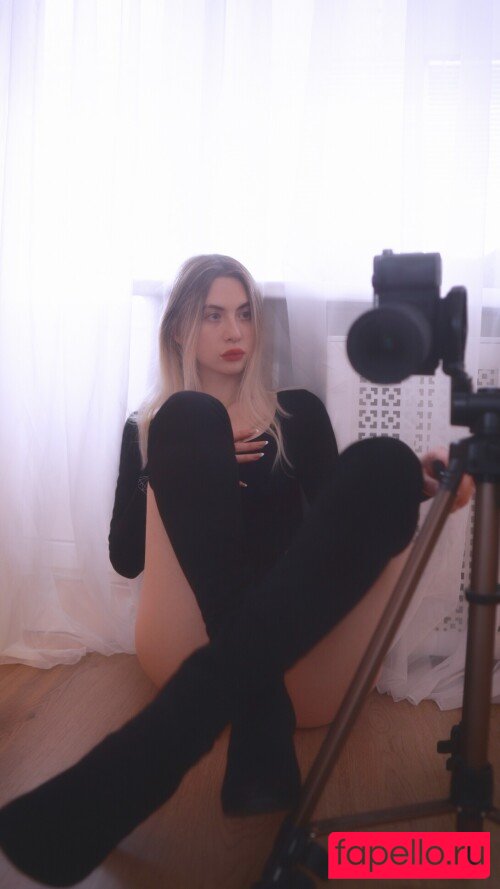 ASMR Onuri Onlyfans Photo Gallery 