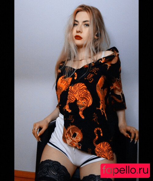 ASMR Onuri Onlyfans Photo Gallery 