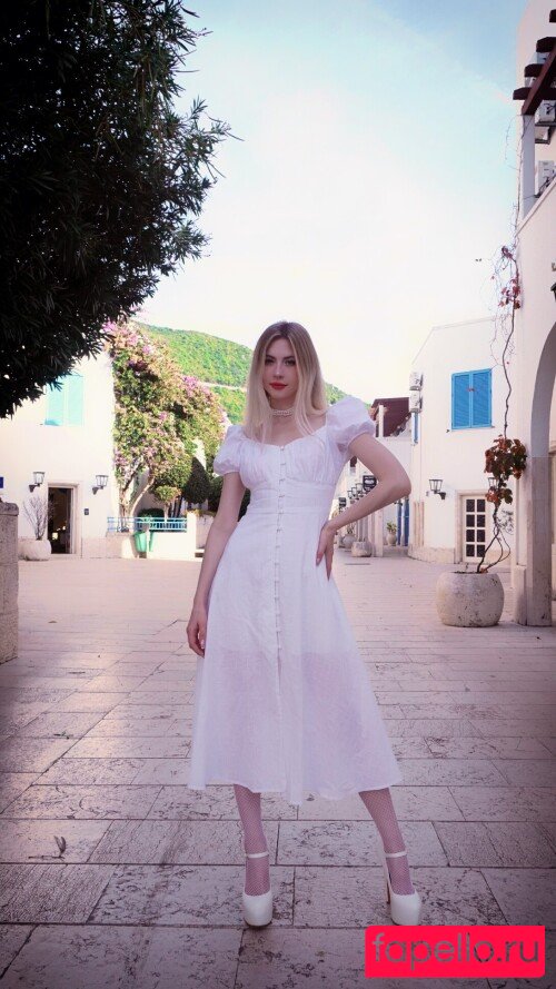 ASMR Onuri Onlyfans Photo Gallery 