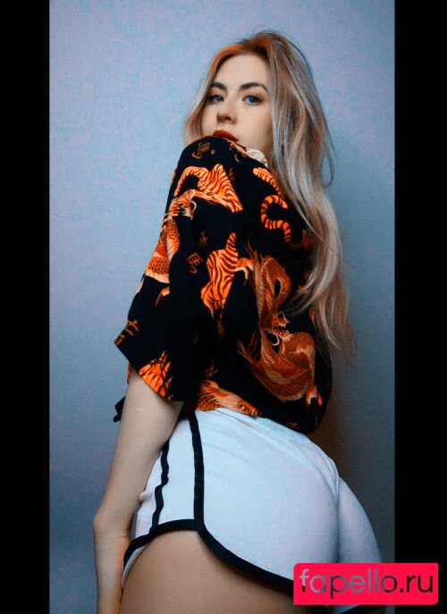 ASMR Onuri Onlyfans Photo Gallery 