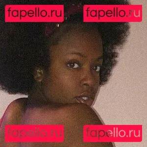 enly10me Onlyfans Photo Gallery 