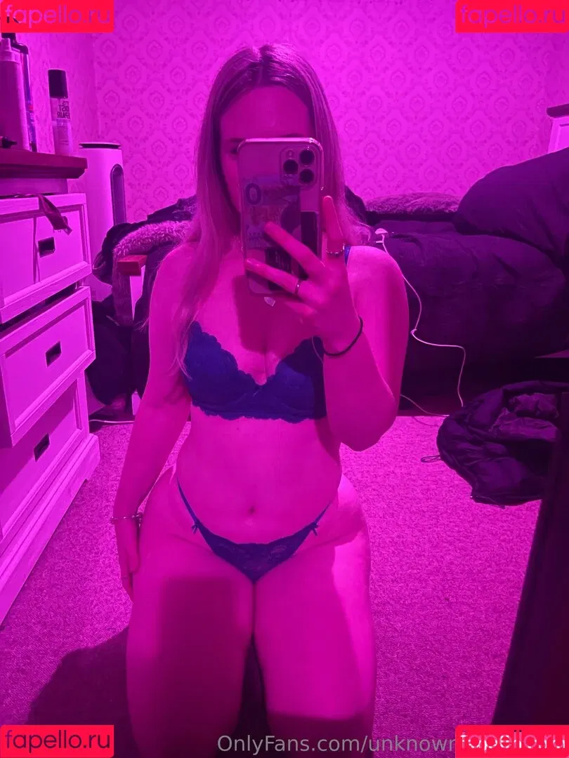 unknown.blondiexo Onlyfans Photo Gallery 