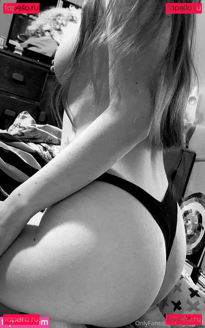 unknown.blondiexo Onlyfans Photo Gallery 