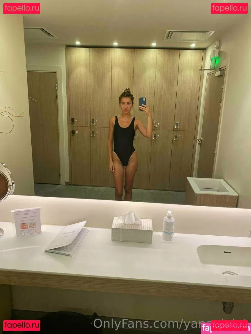 yanaviolet Onlyfans Photo Gallery 