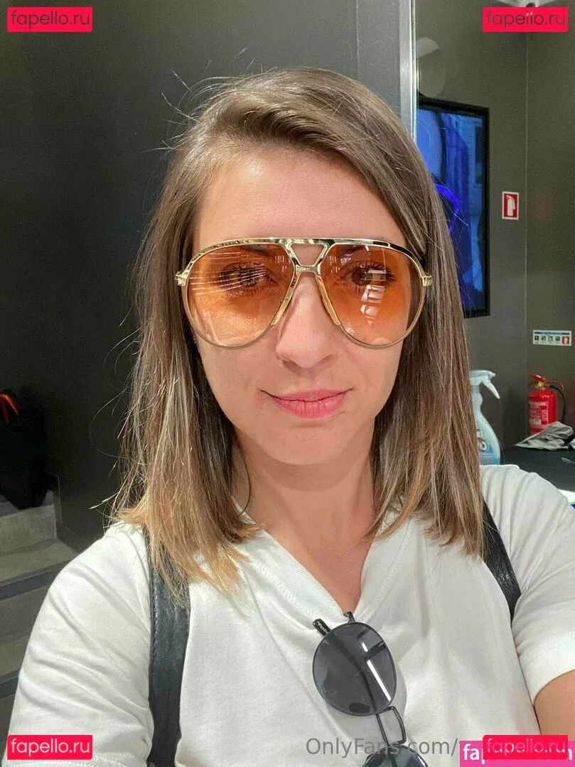 yanaviolet Onlyfans Photo Gallery 