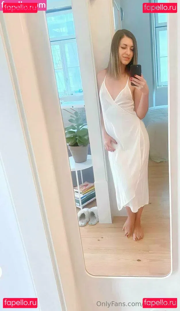 yanaviolet Onlyfans Photo Gallery 