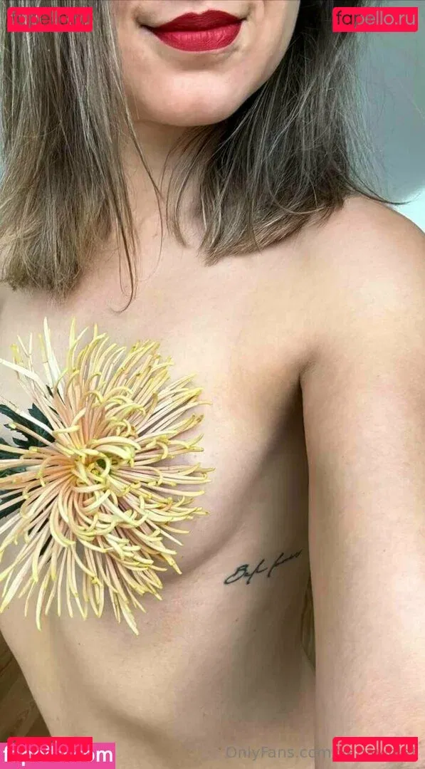 yanaviolet Onlyfans Photo Gallery 