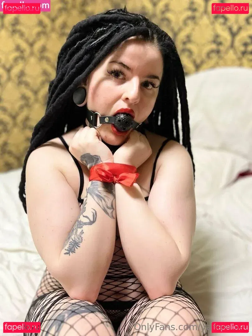 yanaviolet Onlyfans Photo Gallery 