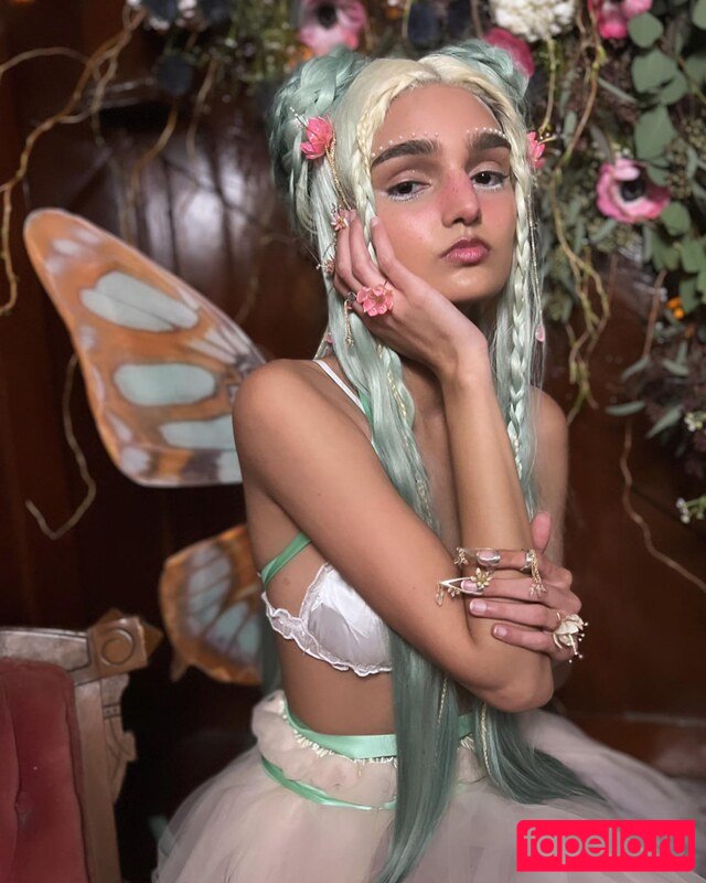 egirls Nude Onlyfans Photo 25
