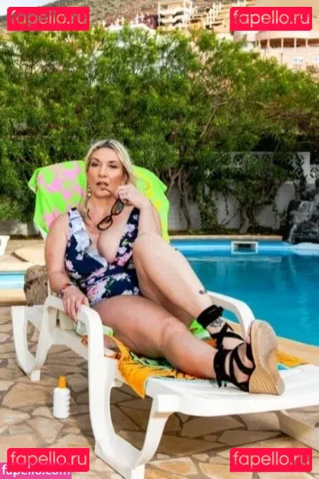 Sandy Big Boobs Onlyfans Photo Gallery 