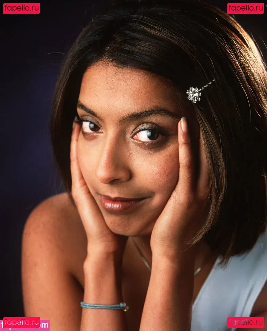 Sunetra Sarker Onlyfans Photo Gallery 