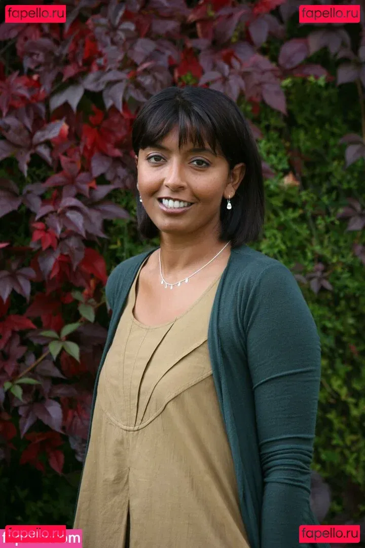 Sunetra Sarker Onlyfans Photo Gallery 
