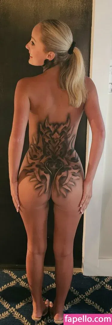 daynaknight702 Onlyfans Photo Gallery 