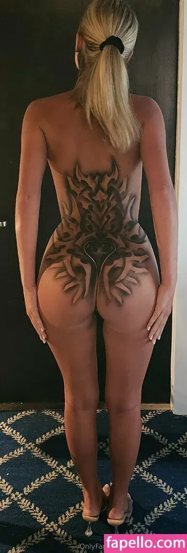 daynaknight702 Onlyfans Photo Gallery 