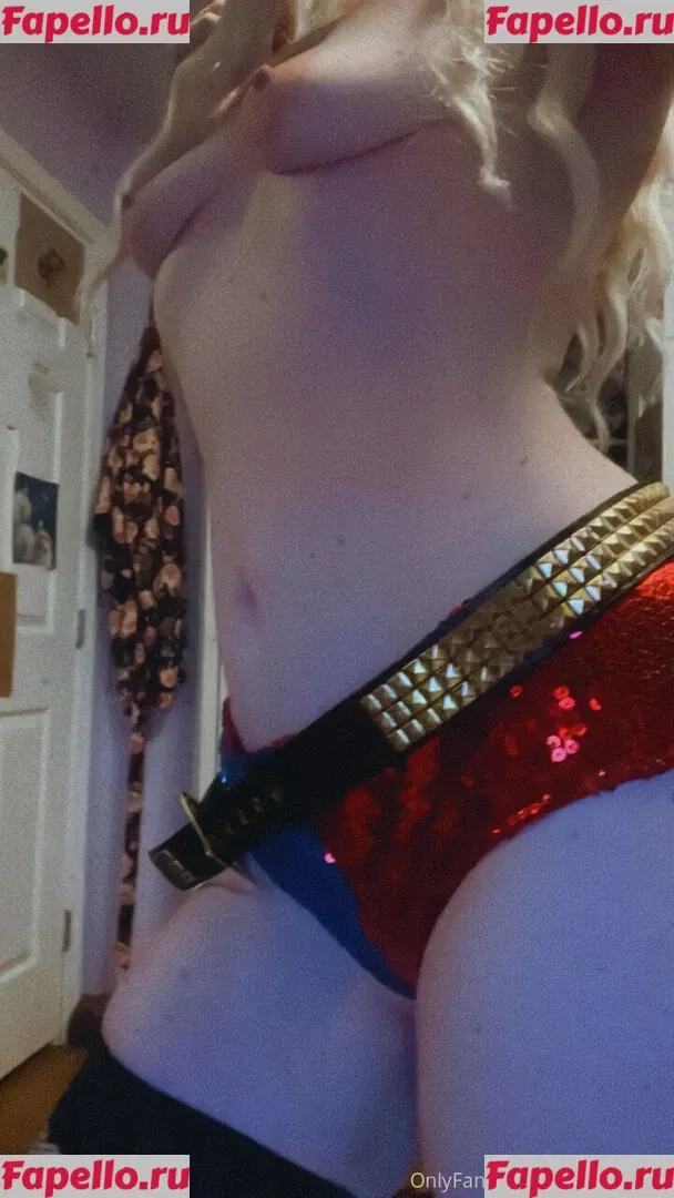 ur_dads_favv Onlyfans Photo Gallery 