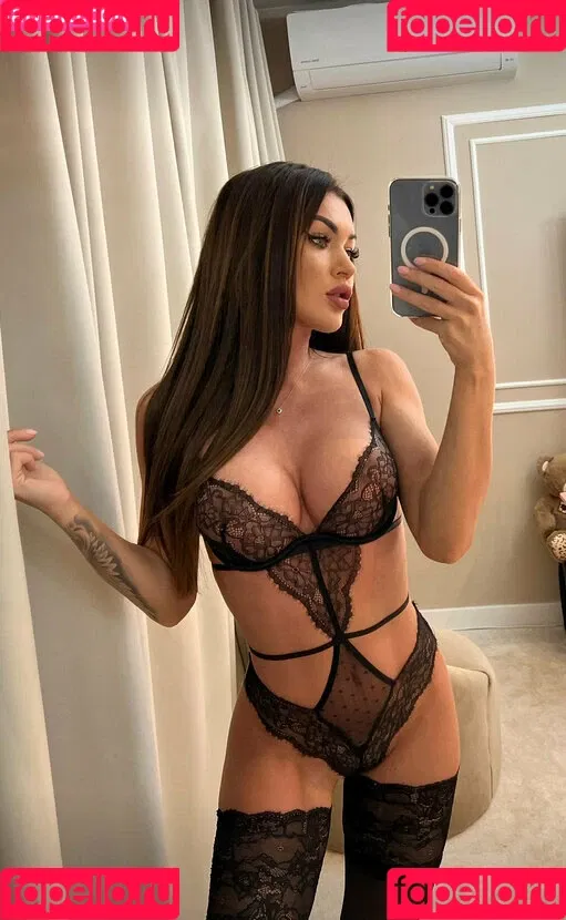 mika_afree Onlyfans Photo Gallery 