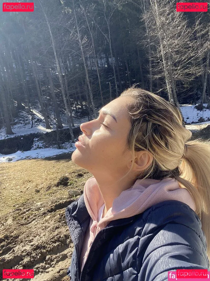 mika_afree Onlyfans Photo Gallery 