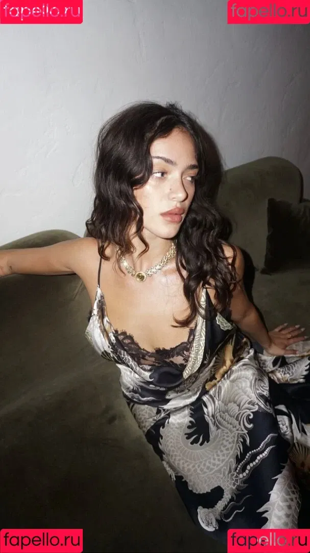 Luna Blaise Onlyfans Photo Gallery 