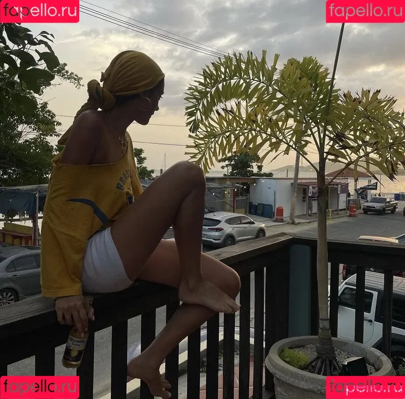 Luna Blaise Onlyfans Photo Gallery 