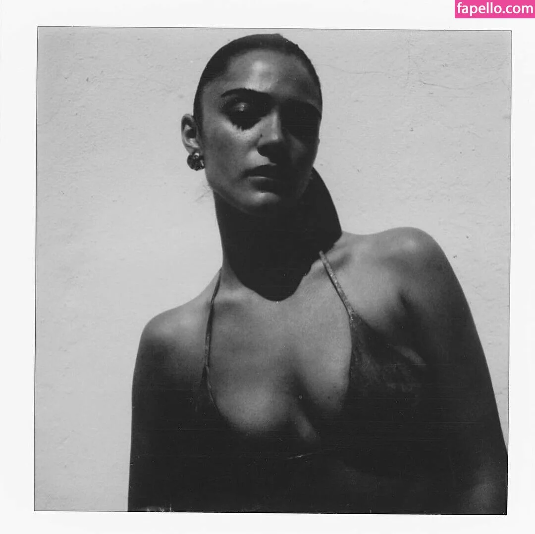 Luna Blaise Onlyfans Photo Gallery 