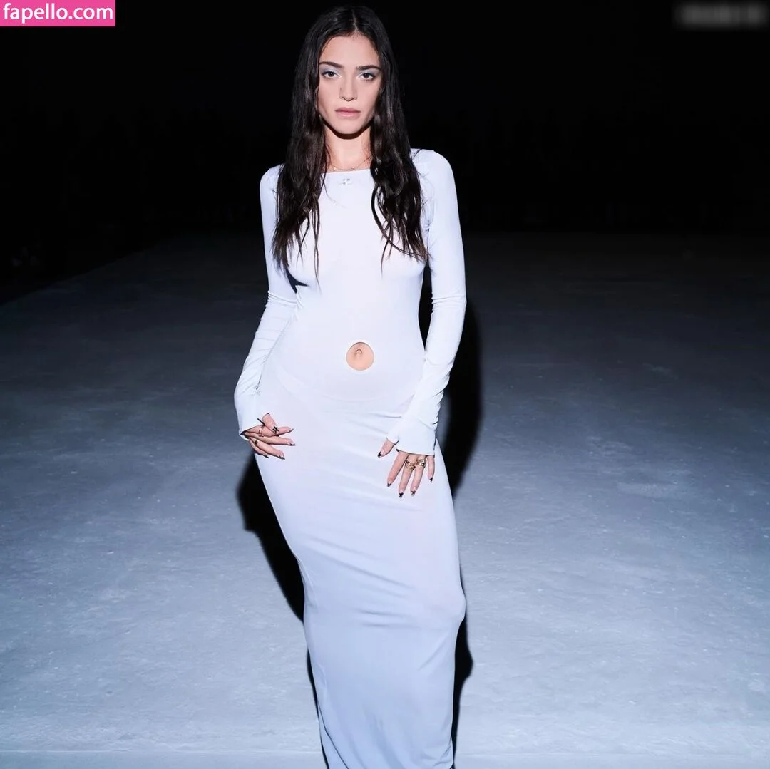 Luna Blaise Onlyfans Photo Gallery 