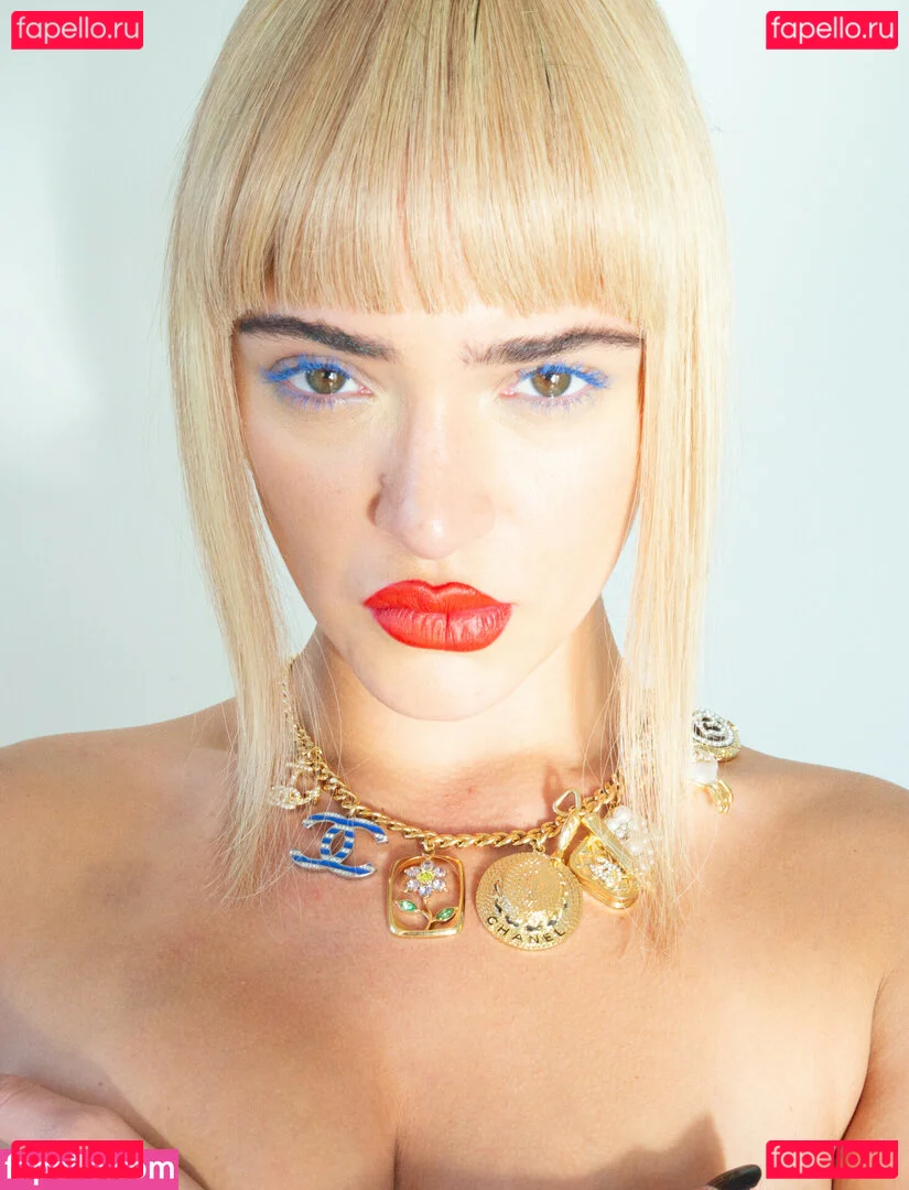 Luna Blaise Onlyfans Photo Gallery 