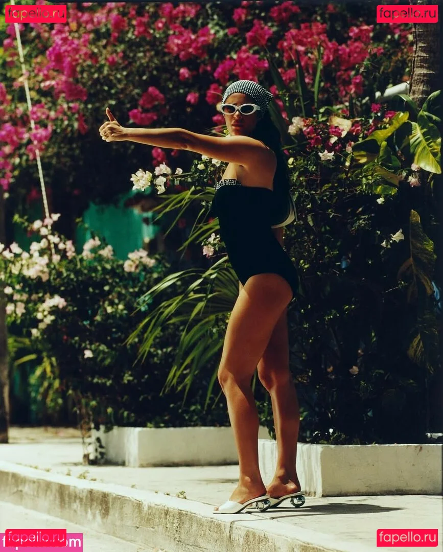 Luna Blaise Onlyfans Photo Gallery 